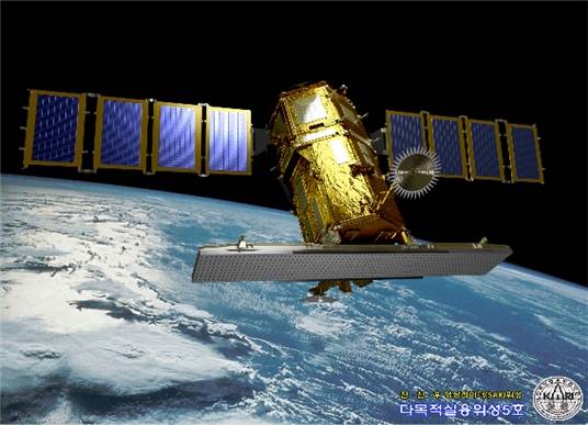 국내 최초 전천후 영상레이더를 탑재한 '다목적실용위성 5호'가 8월 발사된다. 