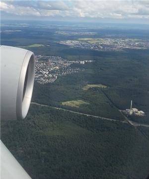 비행기에서 내려다본 독일의 숲. 