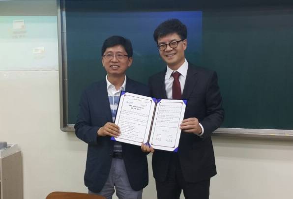 지난 7일 전북대와 대덕넷은 과학문화 진작 및 인력양성을 위한 상호 협력 업무 협약을 체결했다.<사진=대덕넷> 