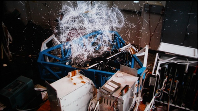 NASA의 자기장 실험 영상을 시각화한 예술 작품.<사진=강민구 기자>