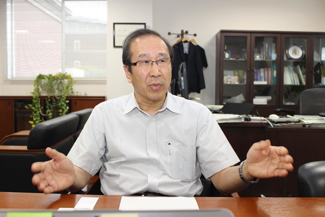 수수무 기타가와 교토대 iCeMS 소장은 "연구장비는 연구를 위한 보조수단으로 연구자의 주체적인 연구 활동이 더 중요하다"고 강조했다.<사진=박은희 기자>