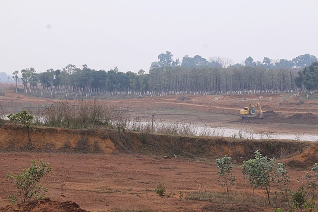 앞쪽으로 호수가 있고 V-KIST 본관이 들어설 부지. 호수 건너편에서는 토지작업이 이뤄지고 있다. V-KIST는 2018년 4월 착공식을 가질 예정이다.<사진=대덕넷> 