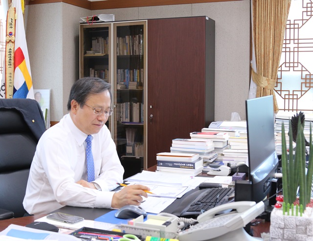 송 총장은 기본이 강한 글로컬 리더를 배출하는데 최선을 다하겠다고 밝혔다.<사진=대덕넷>