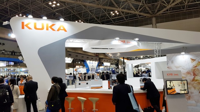 세계 4대 산업용 로봇 생산업체인 KUKA 기업이 전시회에 참여했다.<사진=대덕넷 취재팀>