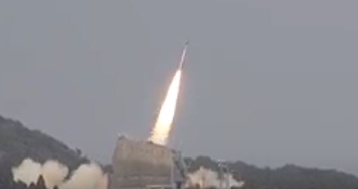 일본 JAXA가 발사에 성공한 세계 최소형 로켓 SS-520.<사진=JAXA 영상 캡처> 