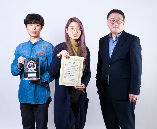 디지털 컬링 대회에서 우승한 UNIST 연구진의 모습.(왼쪽부터 이교운 학생, 김솔아 학생, 최재식 교수)<사진=UNIST 제공>