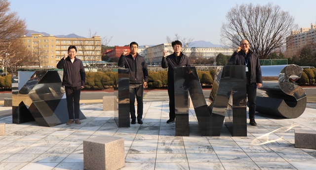 (왼쪽부터)하장훈, 이승훈, 최준환, 박홍현 박사. 이들은 각자의 분야에서 '병원체 제거필터' 기술을 연구 중에 있다. <사진=홍성택 기자>