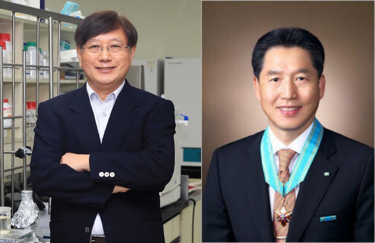 이진호 한남대 신소재공학과 교수(사진 왼쪽)와 김병순 나노하이테크 대표가 2021 한빛대상 과학기술과 지역경제발전 부문에 각각 선정됐다.[사진= 한남대]