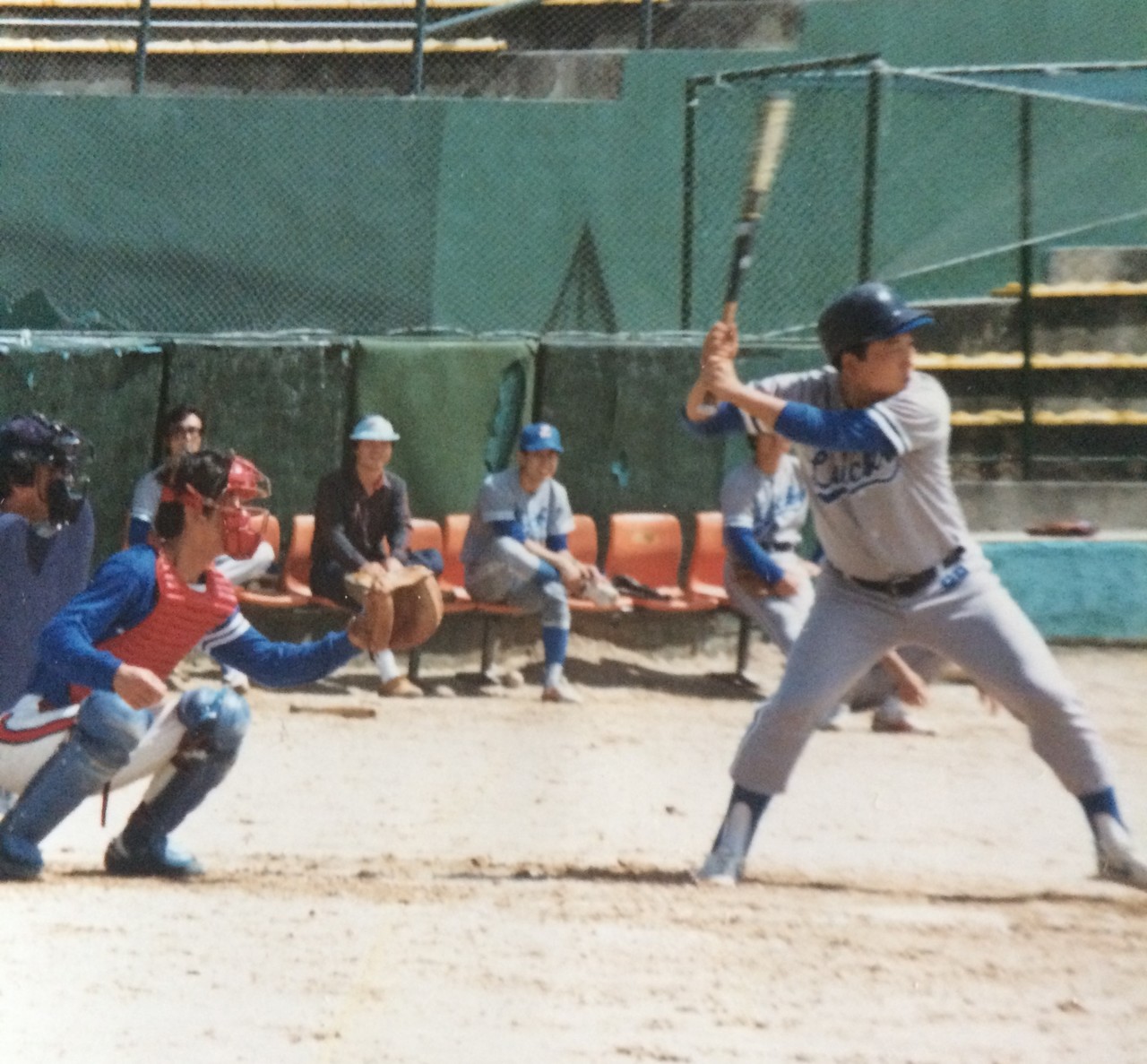 김용주 대표(오른쪽)는 젊었을 적부터 야구를 좋아했다. 박세진 레고켐 부사장과도 LG화학 근무 당시 야구를 통해 알게 됐다고 한다. [사진=레고켐 제공] 