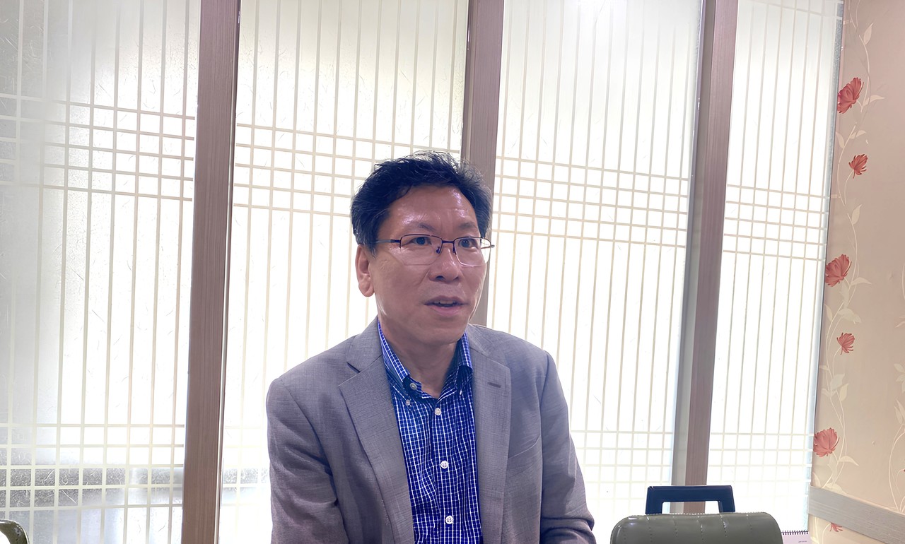 김유수 일본 이화학연구소(RIKEN) 수석연구원은 "앞이 보이는 미래는 재미없지 않느냐"며 정년, 안정된 연구환경을 뒤로하고 한국행을 결정한 이유를 설명했다. 그는 IBS-GIST 양자변환 연구단 단장으로 한국에서의 연구와 후학 양성을 이어갈 예정이다.[사진= 길애경 기자]