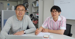 펨토초 레이저와 SEM 현미경의 '찰떡궁합' - 뉴스 썸네일 이미지