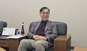 "수능문제 시간 내 못 푼다"던 김 총장 숙련공 대신 '좋은 학생' 정의 바... - 뉴스 썸네일 이미지