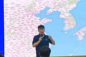 해양 드론, 남태평양 어선 누빈다···황의철 대표 "글로벌 피지컬 AI 기... - 뉴스 썸네일 이미지